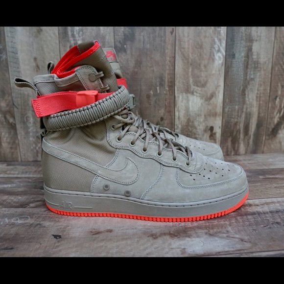 af1 size 14